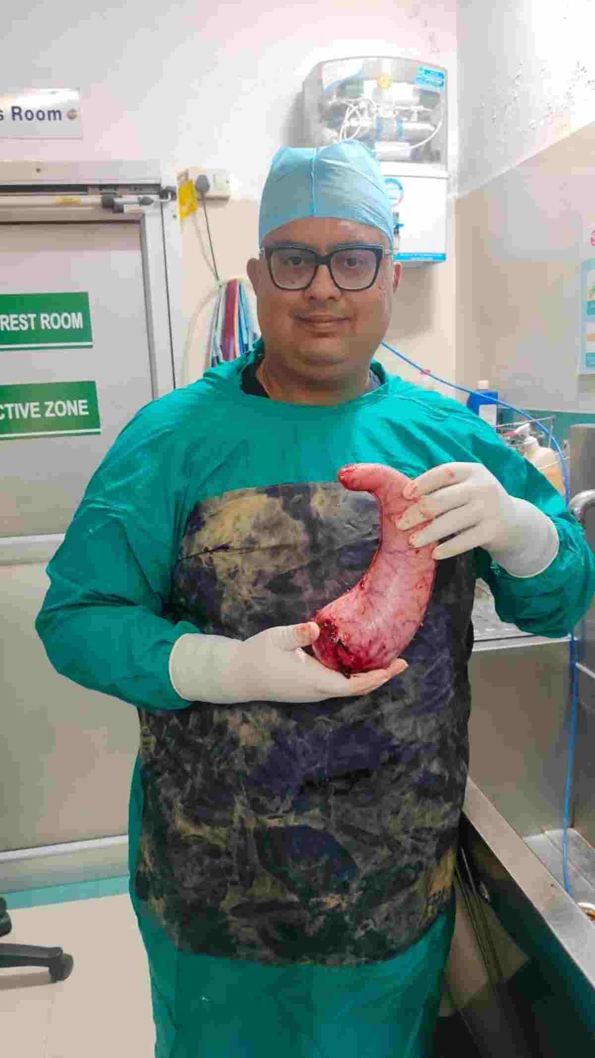 Dr. Shivanshu Misra on Obesity, PCOD and Infertility: What Is the Connection? 1 Dr. Shivanshu Misra explains the connection between obesity, PCOD and infertility